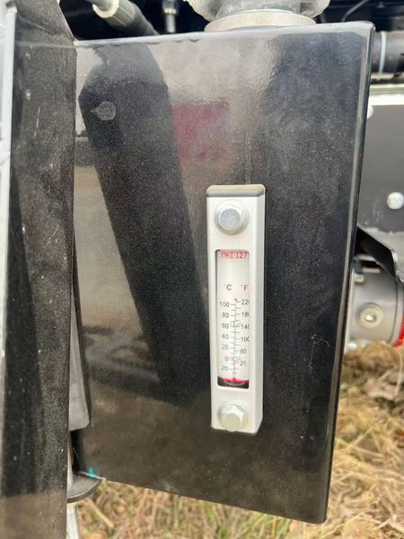 ТРАКТОР ДМТЗ 904 з кондиціонером на радіальній гумі 004801 фото